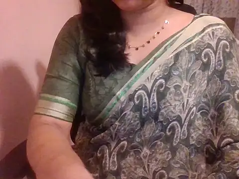 Snapshot of Pinky_4 chatting on 11.07.25 Pinky 4 online show from 11.07.25