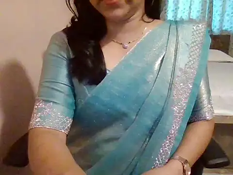 Snapshot of Pinky_4 chatting on 11.16.25 Pinky 4 online show from 11.16.25