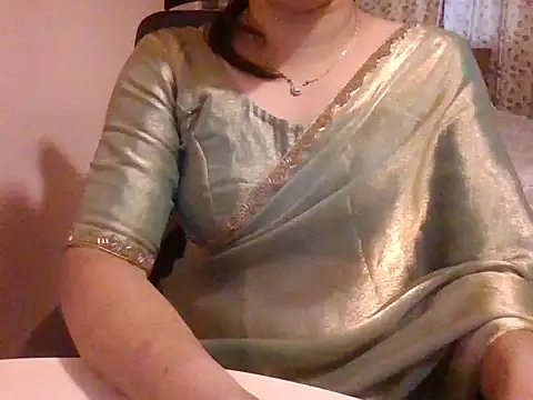 Snapshot of Pinky_4 chatting on 01.11.26 Pinky 4 online show from 01.11.26