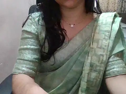 Snapshot of Pinky_4 chatting on 05.05.26 Pinky 4 online show from 05.05.26