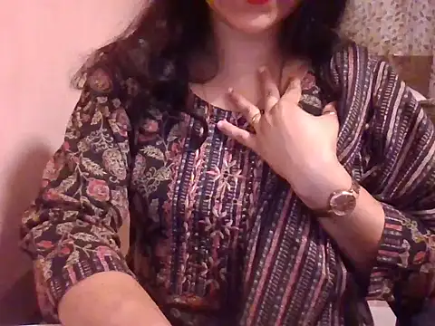 Snapshot of Pinky_4 chatting on 05.31.26 Pinky 4 online show from 05.31.26