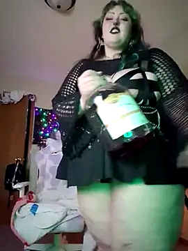 Cutegothcrybabyx online show from 02.22.25