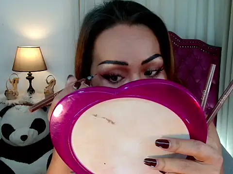 DreamLADYBOY online show from 01.18.26