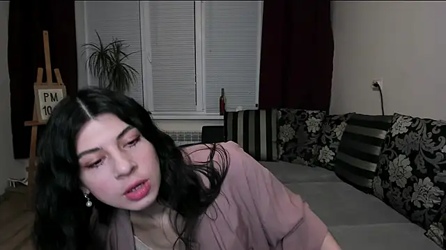 MolagAnna online show from 12.16.25