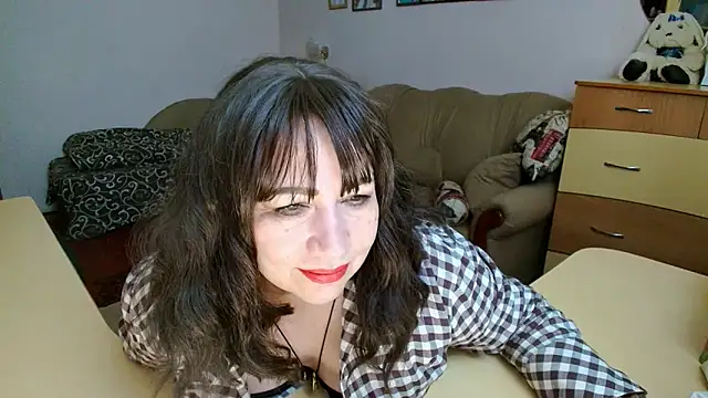Snapshot of Lucretia_Goldi_ chatting on 03.08.26 Lucretia Goldi online show from 03.08.26