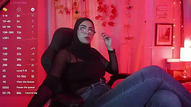 Snapshot of DarshaKhemu chatting on 03.15.25 DarshaKhemu online show from 03.15.25