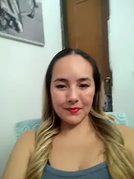 Snapshot of dream_sexxx_69 chatting on 04.20.26 dream sexxx 69 online show from 04.20.26