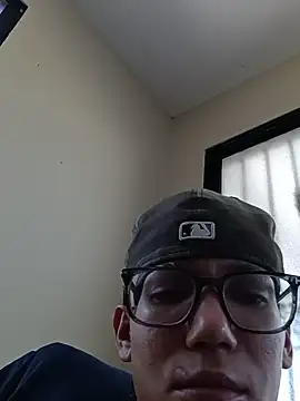 Yanwoods420 online show from 05.25.26