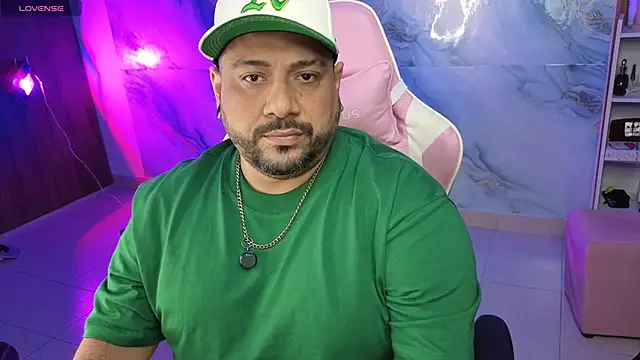 Snapshot of jacoob_woods chatting on 04.30.26 jacoob woods online show from 04.30.26