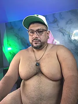 Snapshot of jacoob_woods chatting on 05.15.26 jacoob woods online show from 05.15.26