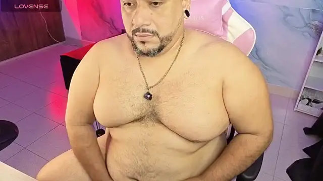Snapshot of jacoob_woods chatting on 05.17.26 jacoob woods online show from 05.17.26