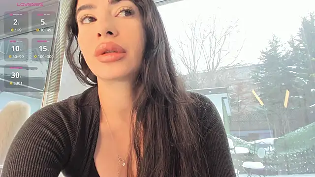 Snapshot of Naila18 chatting on 01.18.26 Naila18 online show from 01.18.26