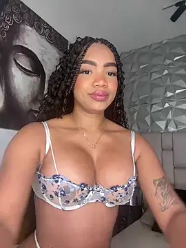 Snapshot of kem_hott chatting on 02.26.25 kem hott online show from 02.26.25