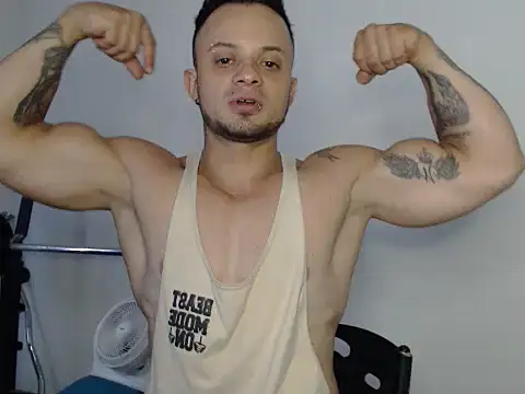 Snapshot of JacobJamess chatting on 05.17.26 JacobJamess online show from 05.17.26