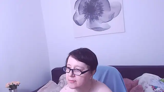 Snapshot of ChristaRose chatting on 04.26.26 ChristaRose online show from 04.26.26