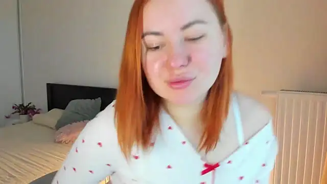 LAYLAxSTAR online show from 11.19.25