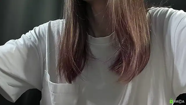 Courtney Luv online show from 01.11.26