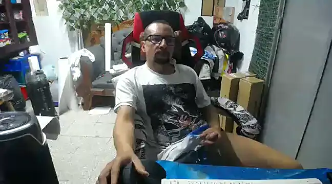 Snapshot of alexam_gal@xh chatting on 12.23.24 alexam galxh online show from 12.23.24