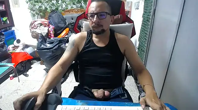 Snapshot of alexam_gal@xh chatting on 02.02.25 alexam galxh online show from 02.02.25