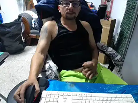 Snapshot of alexam_gal@xh chatting on 03.08.25 alexam galxh online show from 03.08.25