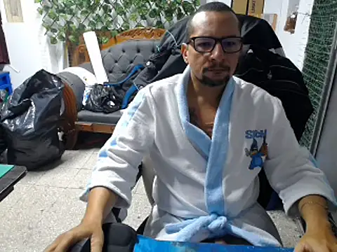 Snapshot of alexam_gal@xh chatting on 03.12.25 alexam galxh online show from 03.12.25