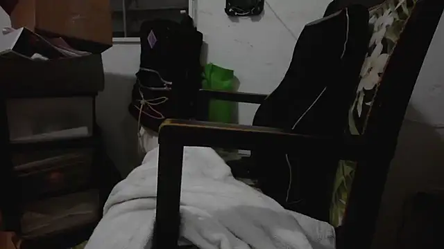 poppergirl69 online show from 12.16.24