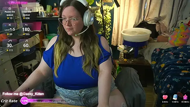 Geeky Kitten online show from 09.12.25