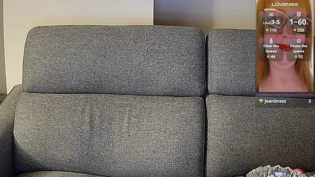 TittyLandQuebec online show from 01.10.25