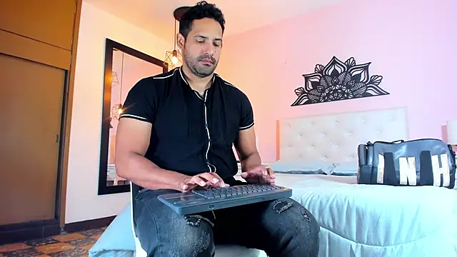 JorsMontero online show from 02.20.25