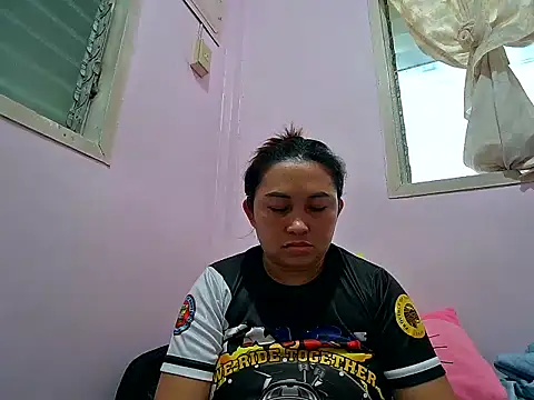 LalaiAsian online show from 10.12.25