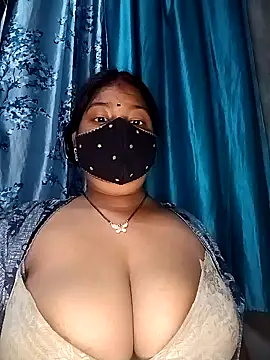 Snapshot of neha-bhabhi chatting on 02.07.25 neha-bhabhi online show from 02.07.25