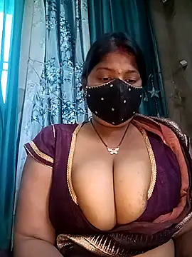 Snapshot of neha-bhabhi chatting on 03.06.25 neha-bhabhi online show from 03.06.25