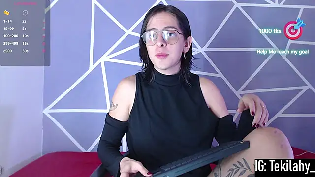 Snapshot of Tekilahorny_ chatting on 01.16.25 Tekilahorny online show from 01.16.25