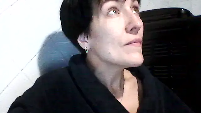 SunnyAmorre online show from 09.29.25