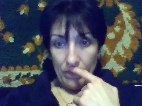 SunnyAmorre online show from 11.04.25