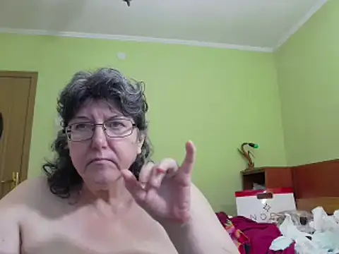 HugeTits online show from 01.06.25