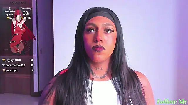 AmberRaus online show from 02.11.25