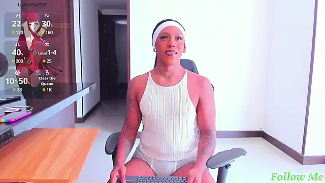 AmberRaus online show from 03.10.25