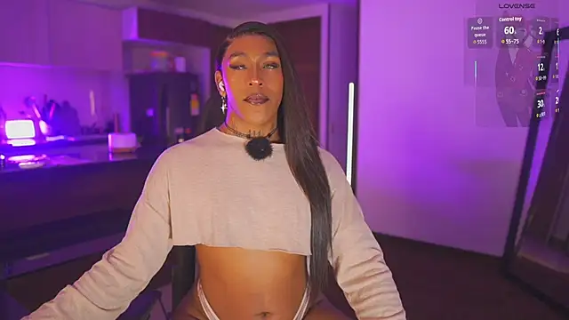 AmberRaus online show from 12.14.25