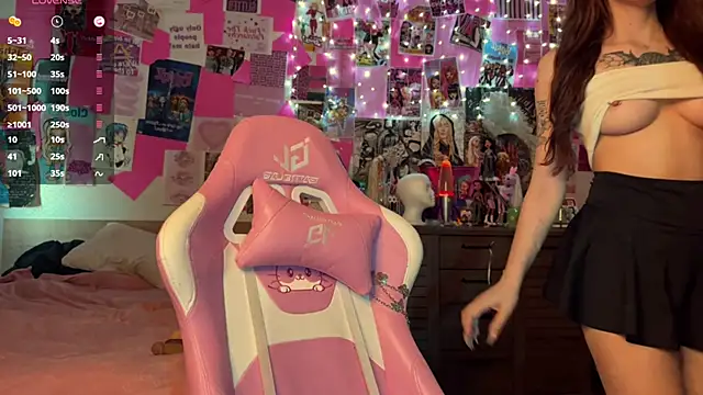 boobsybootie online show from 09.30.25