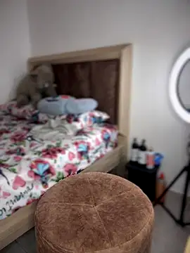 Shara dreams online show from 10.26.25