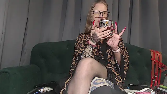 Snapshot of alexandra_zaryanova chatting on 05.18.26 alexandra zaryanova online show from 05.18.26