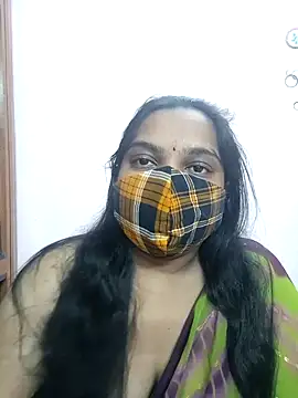 Snapshot of lovely-latha chatting on 01.07.25 lovely-latha online show from 01.07.25