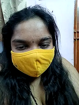 Snapshot of lovely-latha chatting on 02.10.25 lovely-latha online show from 02.10.25