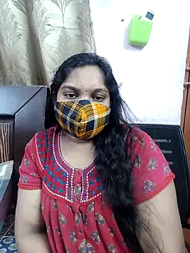 Snapshot of lovely-latha chatting on 09.11.25 lovely-latha online show from 09.11.25