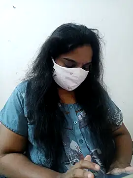 Snapshot of lovely-latha chatting on 02.18.26 lovely-latha online show from 02.18.26