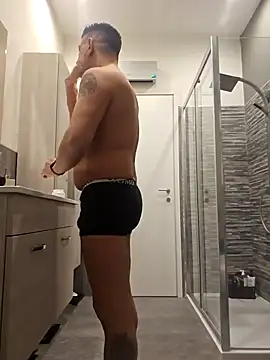 Snapshot of kekko-1982 chatting on 01.11.25 kekko-1982 online show from 01.11.25