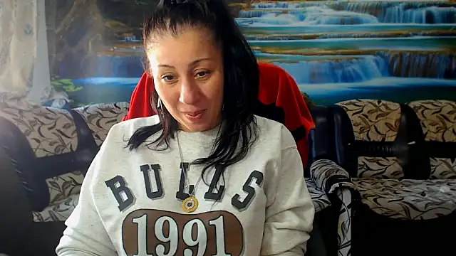 MoistMady online show from 02.22.26