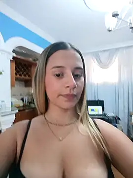 Snapshot of ashley69_brown chatting on 04.28.26 ashley69 brown online show from 04.28.26