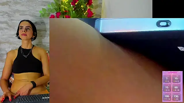 Amelia Myers online show from 12.04.25